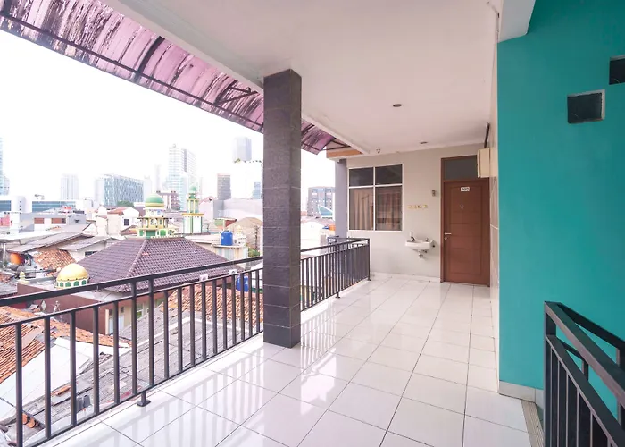 Oyo 93092 Griya Kuningan Hotel Jakarta